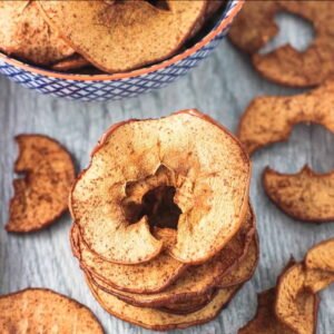 Premium Kashmiri Dry Apple Slices | Naturally Dried & Sweet (1kg)